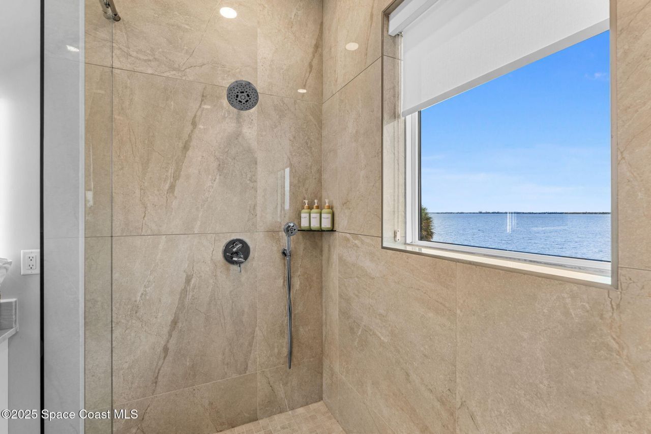 1809 Riverview Drive , Melbourne, FL 32901 Photo