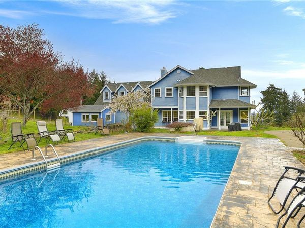 488 McKercher Rd , Mayne Island, BC V0N 2J2