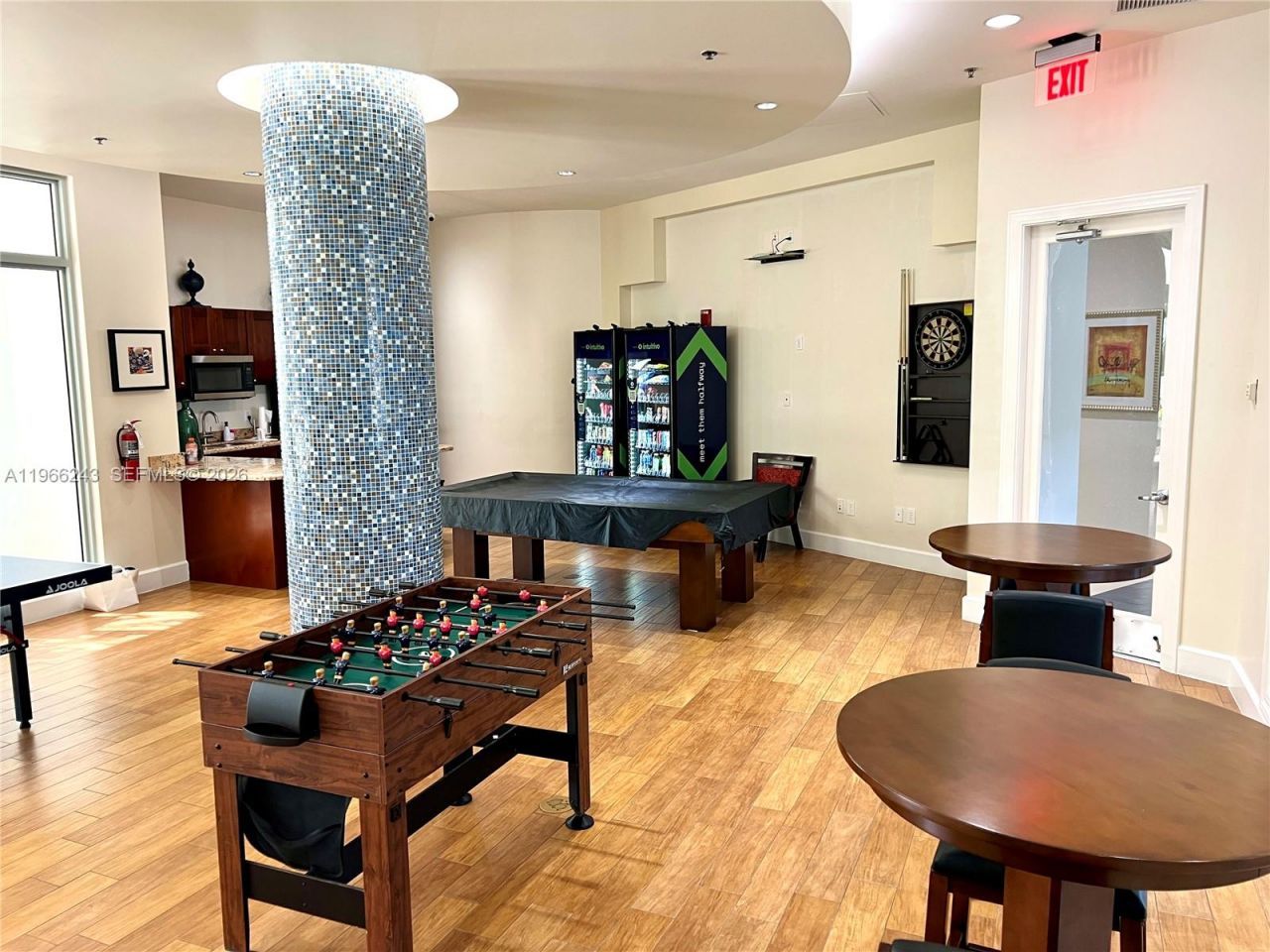 1830 Radius Dr, Unit 1203, Hollywood, FL 33020 Photo