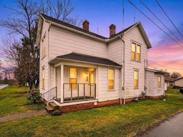 9189 Maple Street , Stoutsville, OH 43154