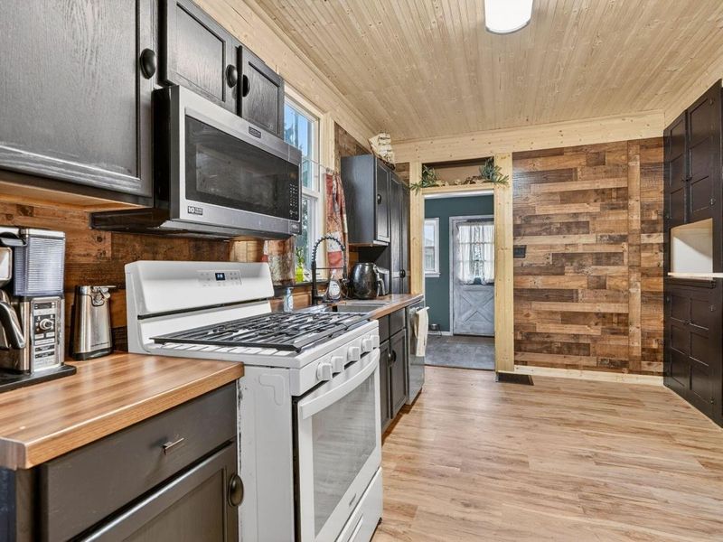 9189 Maple Street , Stoutsville, OH 43154 Photo 18