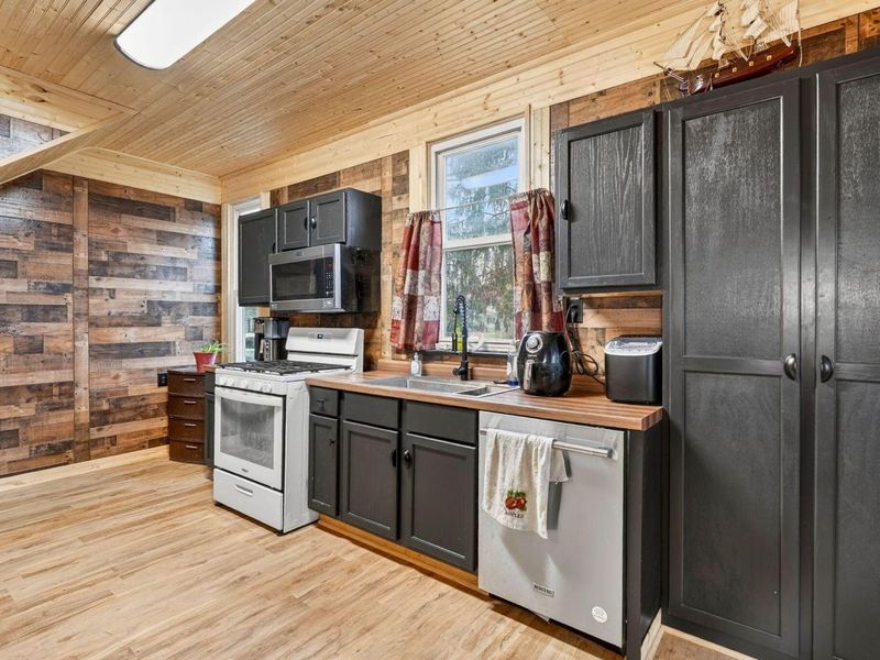 9189 Maple Street , Stoutsville, OH 43154 Photo 19