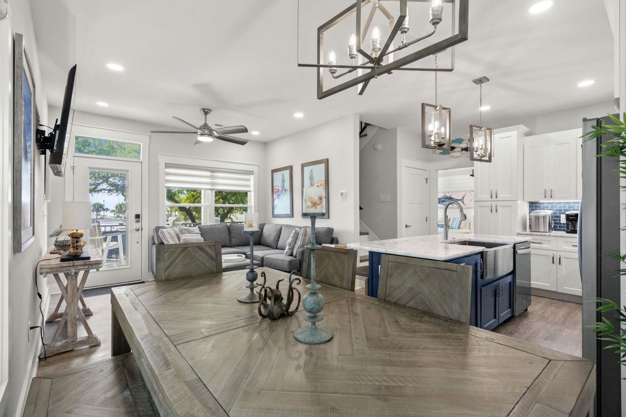 6001 - L25 S Kings Hwy. Photo 23