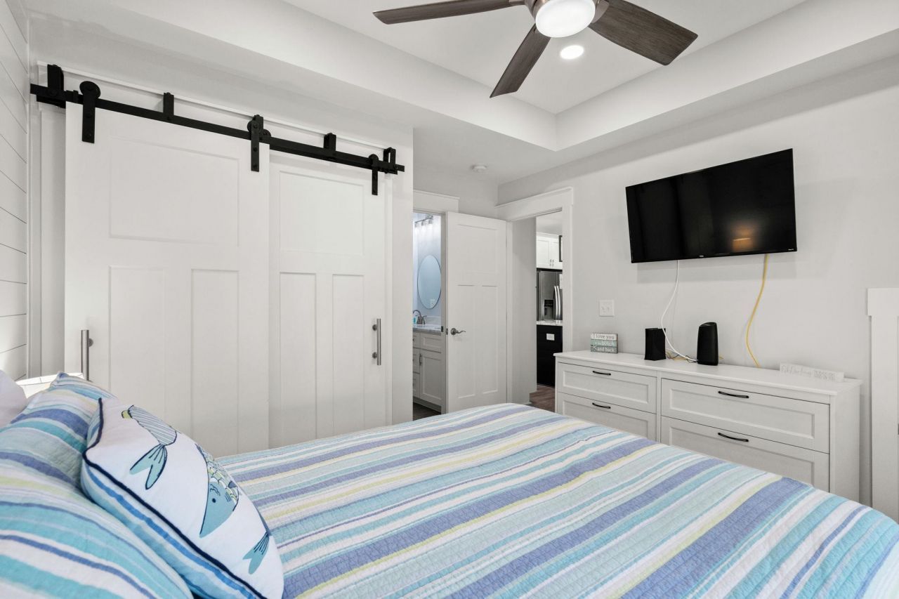 6001 - L25 S Kings Hwy. Photo 27