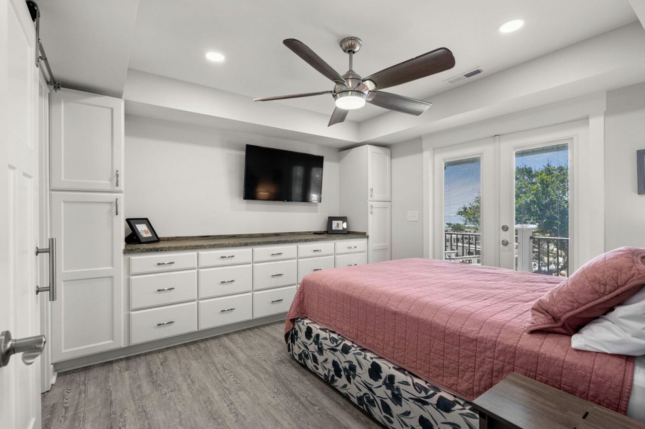 6001 - L25 S Kings Hwy. Photo 32