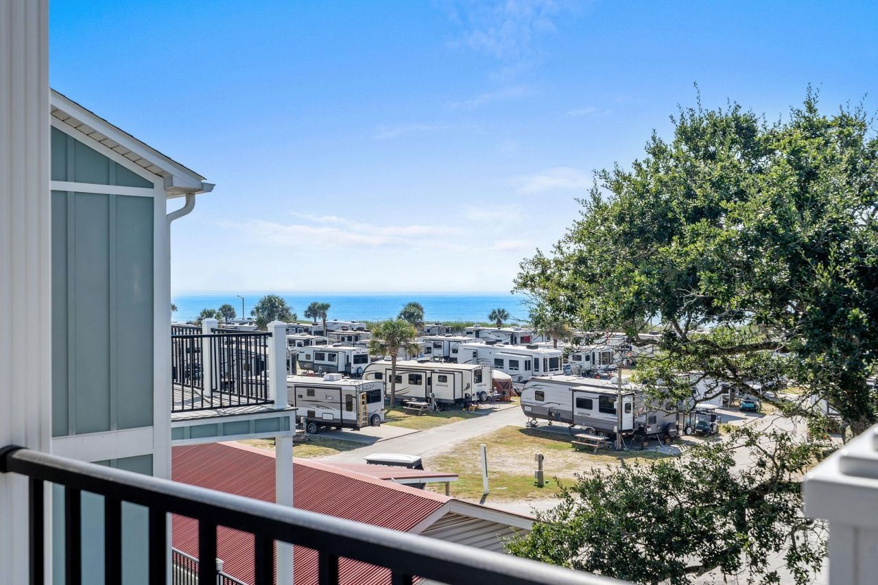 6001 - L25 S Kings Hwy. Photo 33