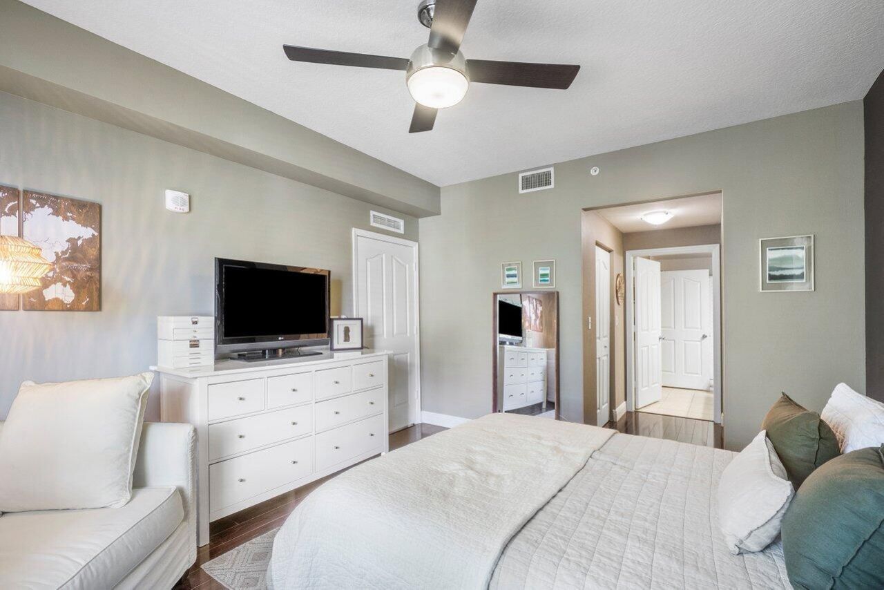 255 NE 3rd Avenue, Unit 2410, Delray Beach, FL 33444 Photo