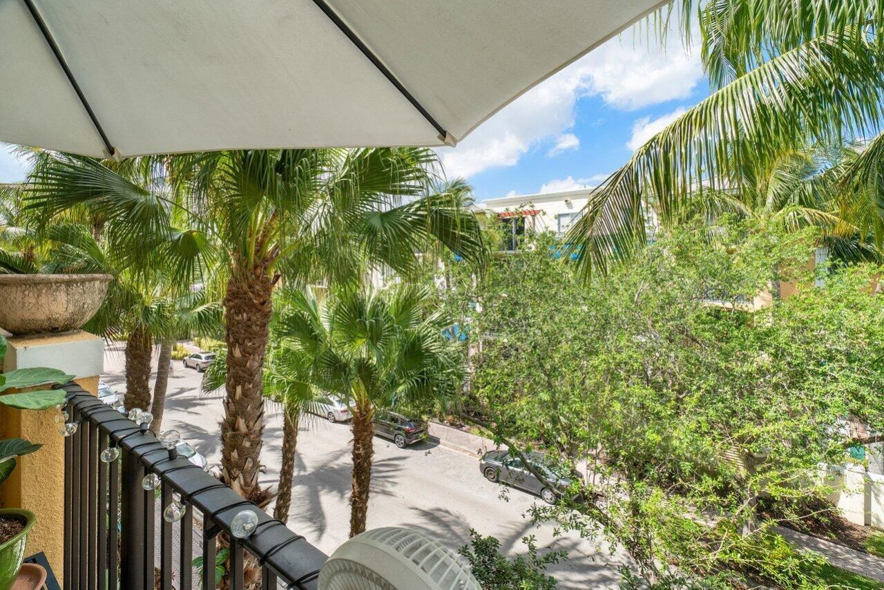 255 NE 3rd Avenue, Unit 2410, Delray Beach, FL 33444 Photo