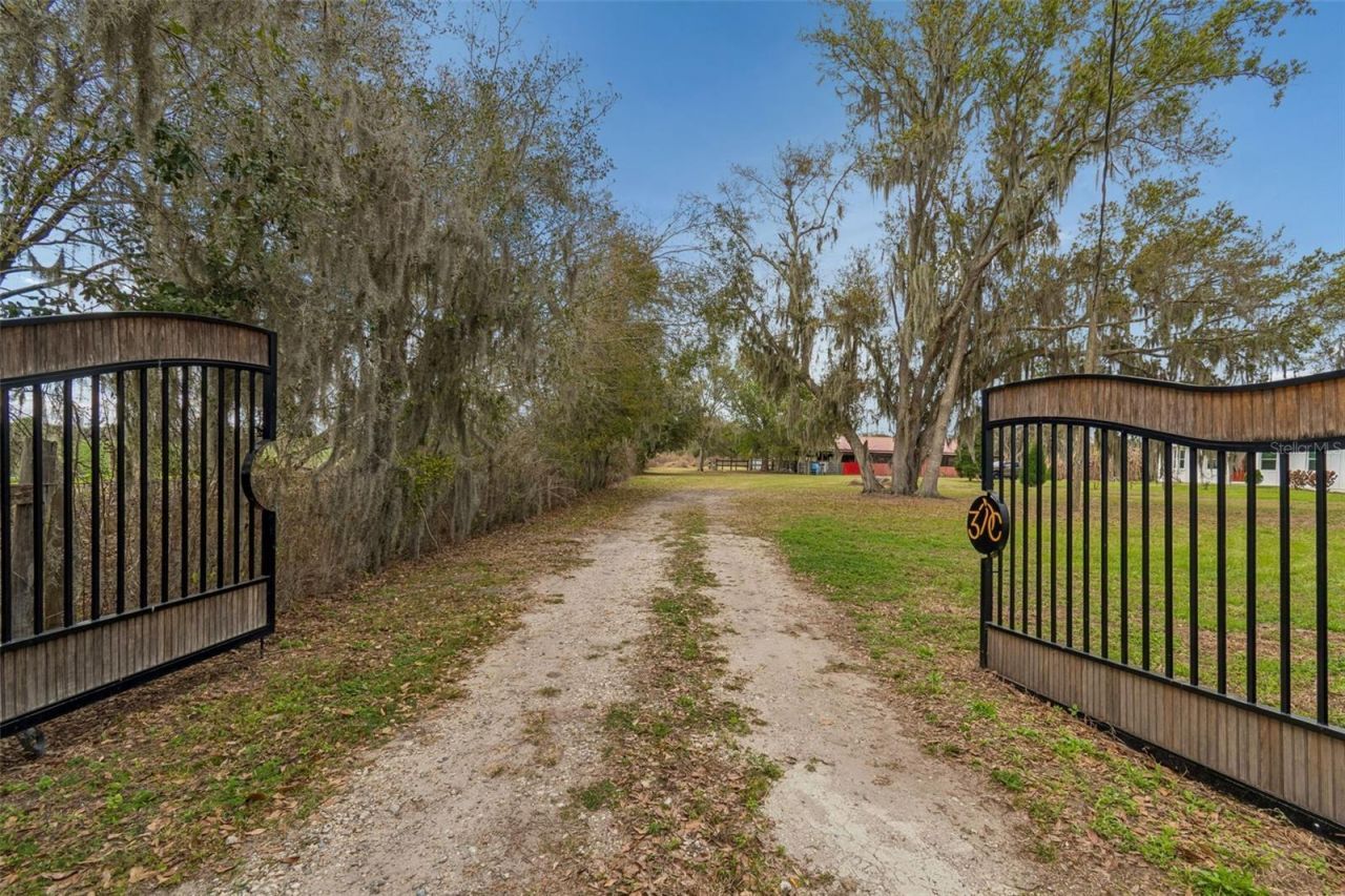 5614 Pless Road, Plant City, FL 33565 Photo