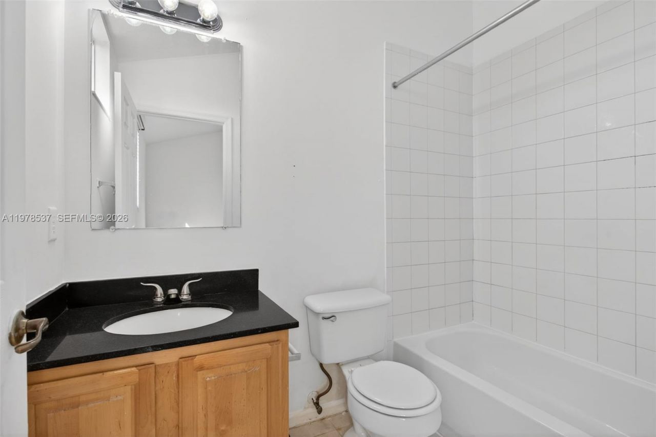 6613 Winfield Blvd , Unit 3-7, Margate, FL 33063 Photo