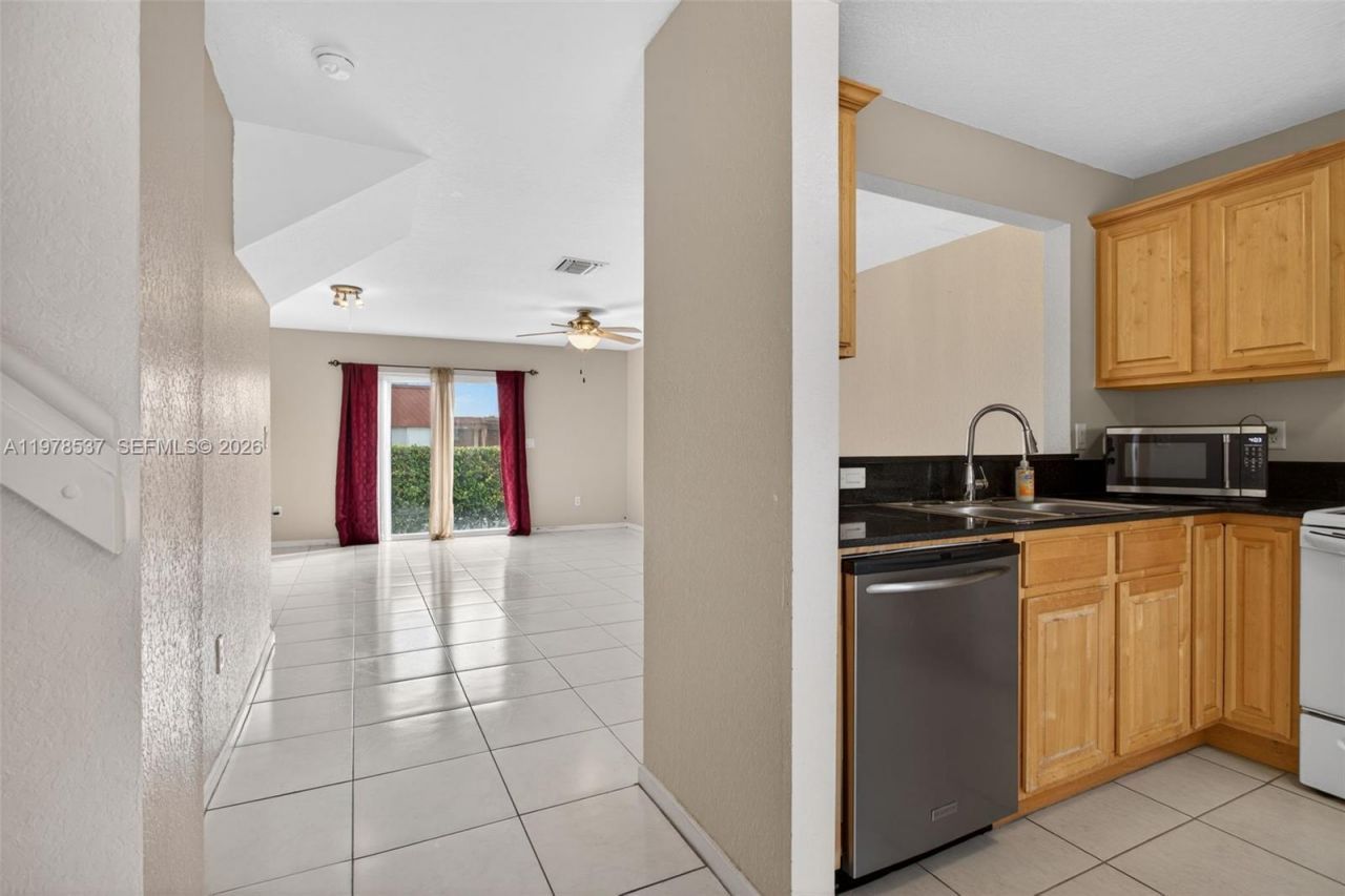 6613 Winfield Blvd , Unit 3-7, Margate, FL 33063 Photo