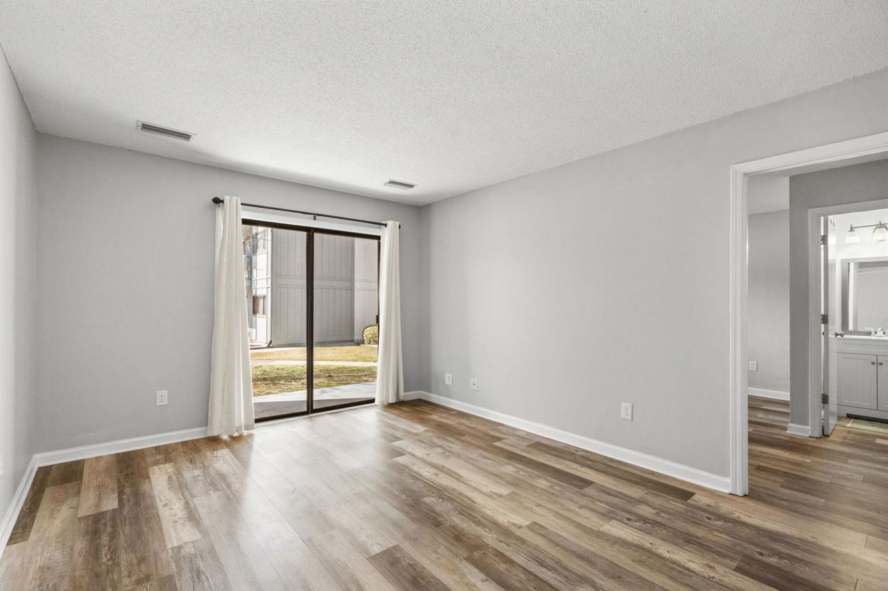 7700 Porcher Dr. Photo 5