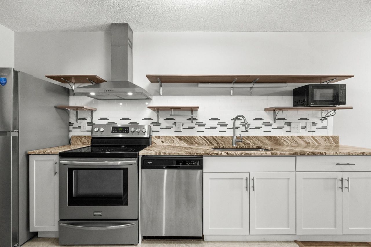 7700 Porcher Dr. Photo 7