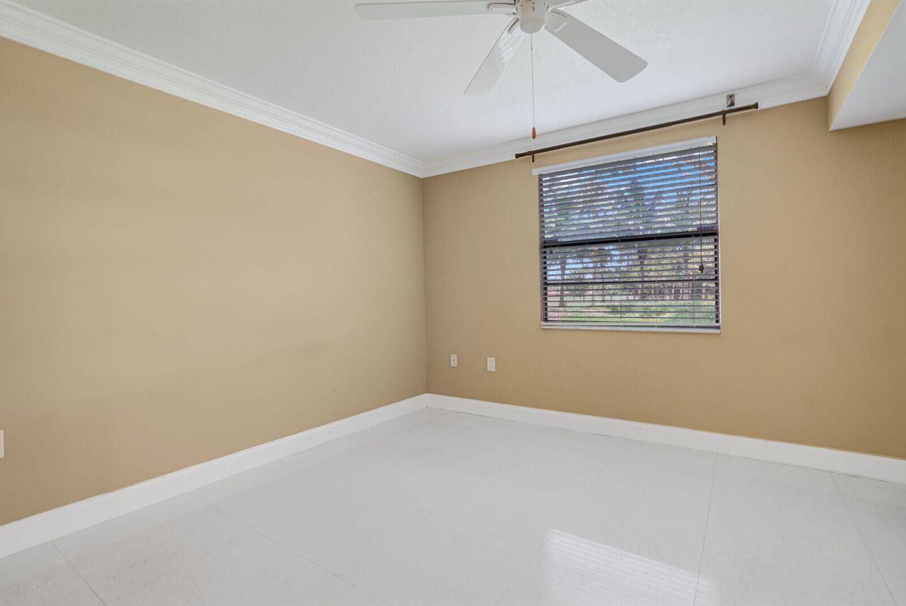 6073 Balboa Circle, Unit 105, Boca Raton, FL 33433 Photo