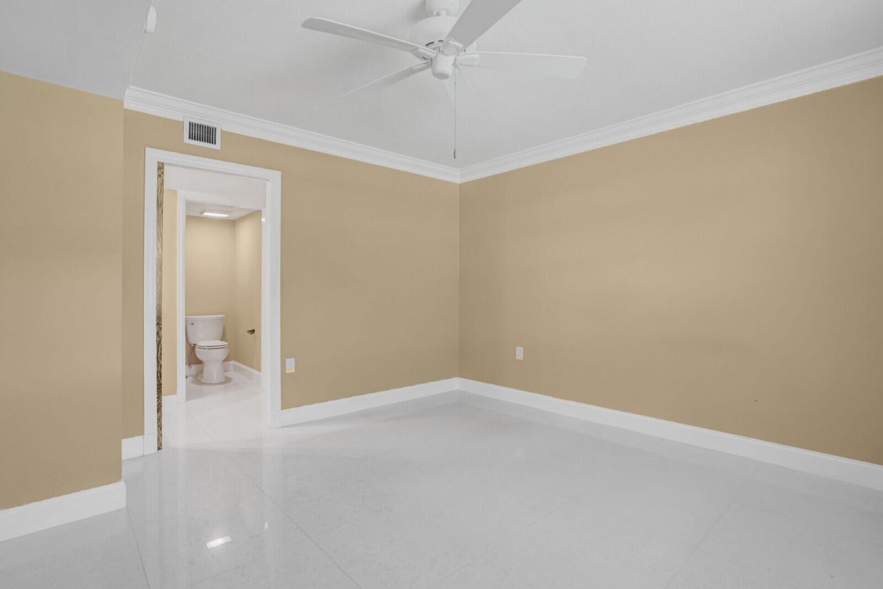 6073 Balboa Circle, Unit 105, Boca Raton, FL 33433 Photo
