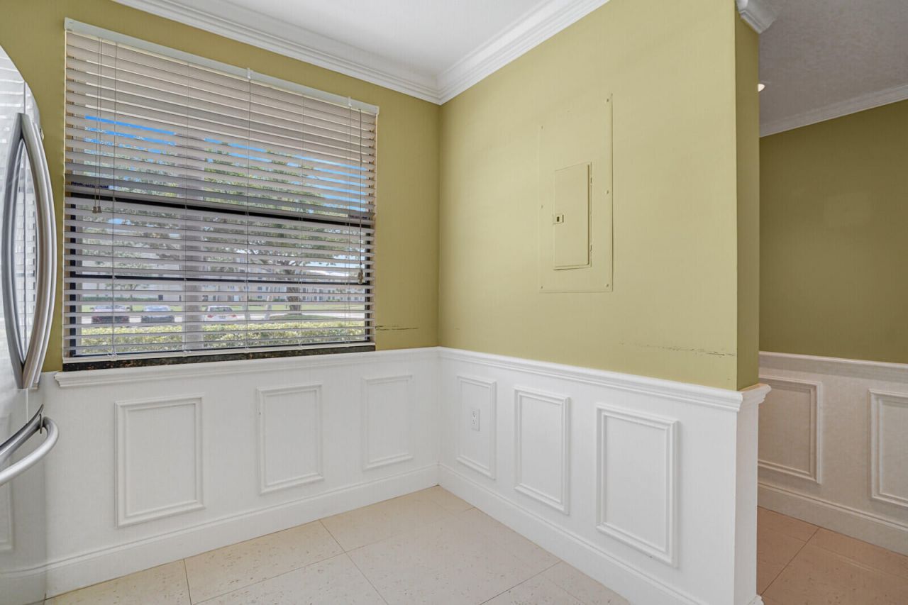 6073 Balboa Circle, Unit 105, Boca Raton, FL 33433 Photo