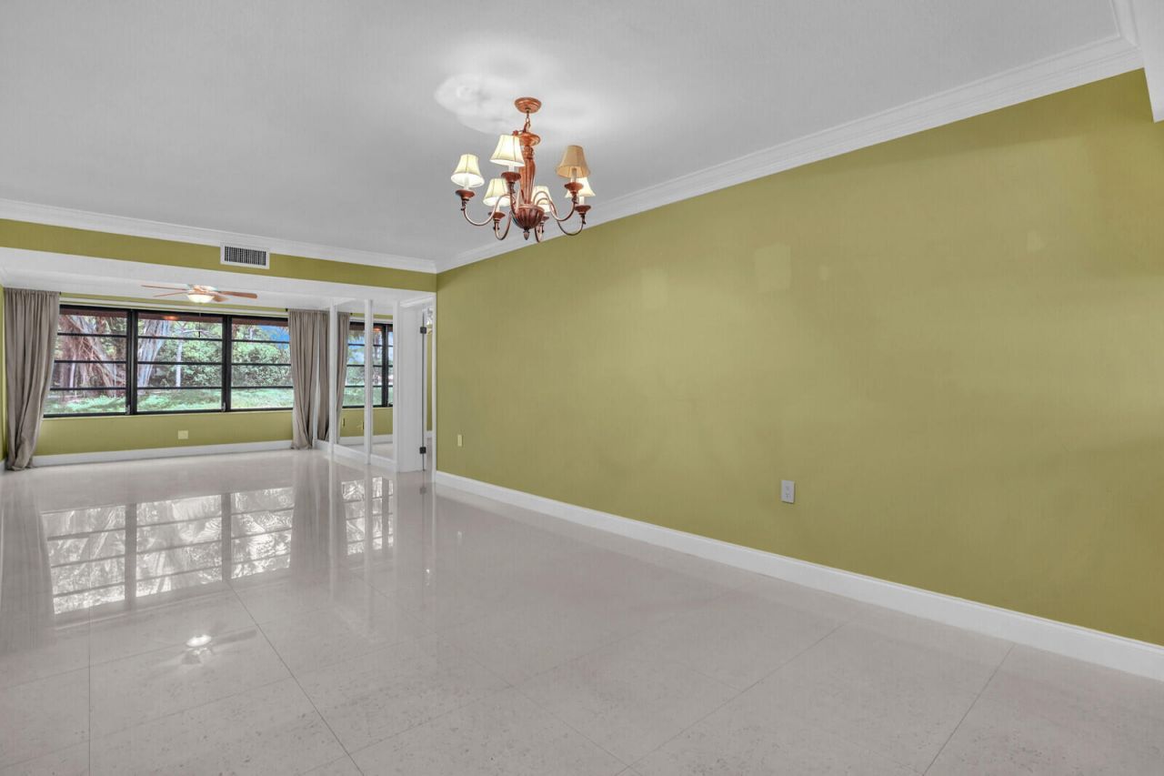 6073 Balboa Circle, Unit 105, Boca Raton, FL 33433 Photo