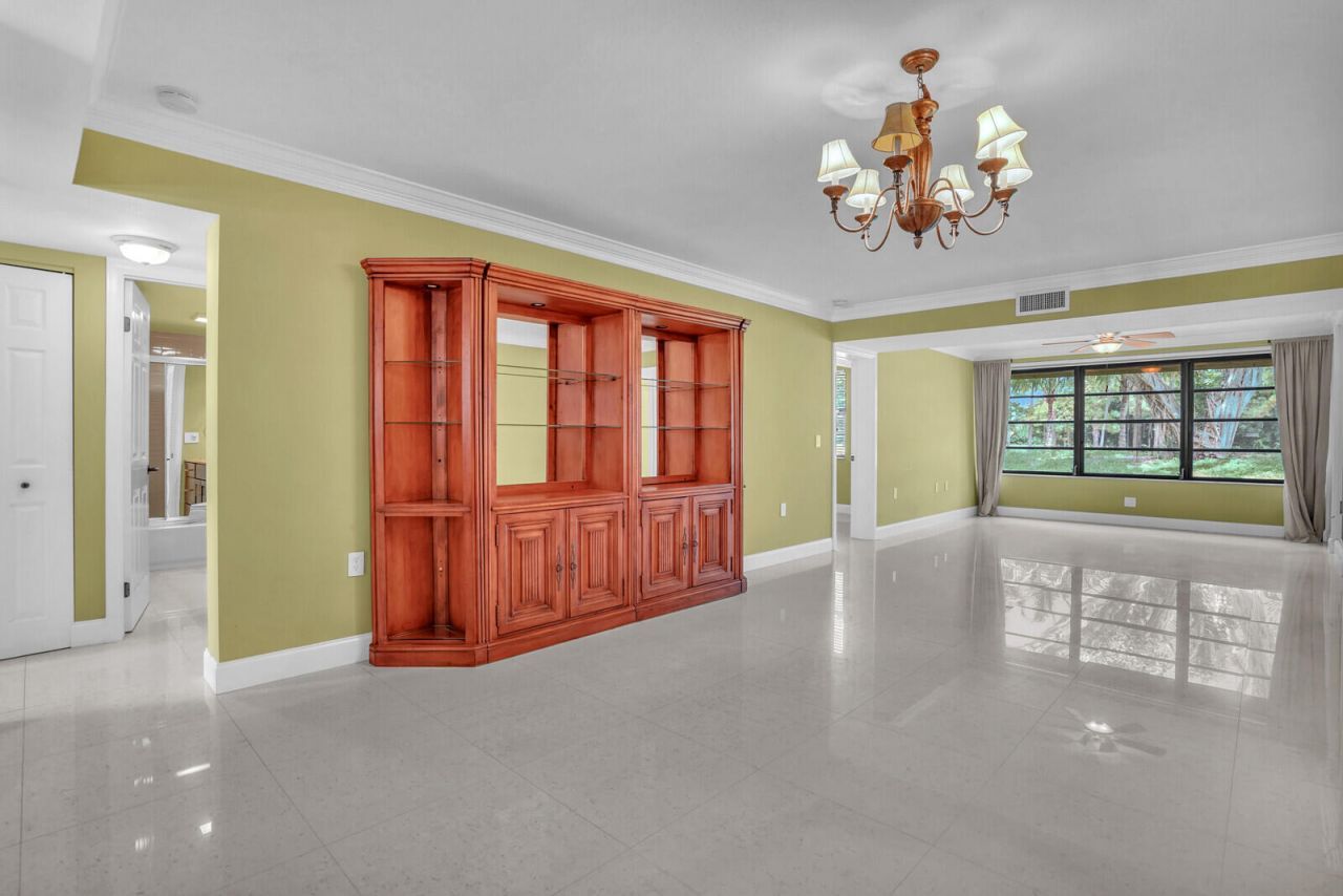 6073 Balboa Circle, Unit 105, Boca Raton, FL 33433 Photo