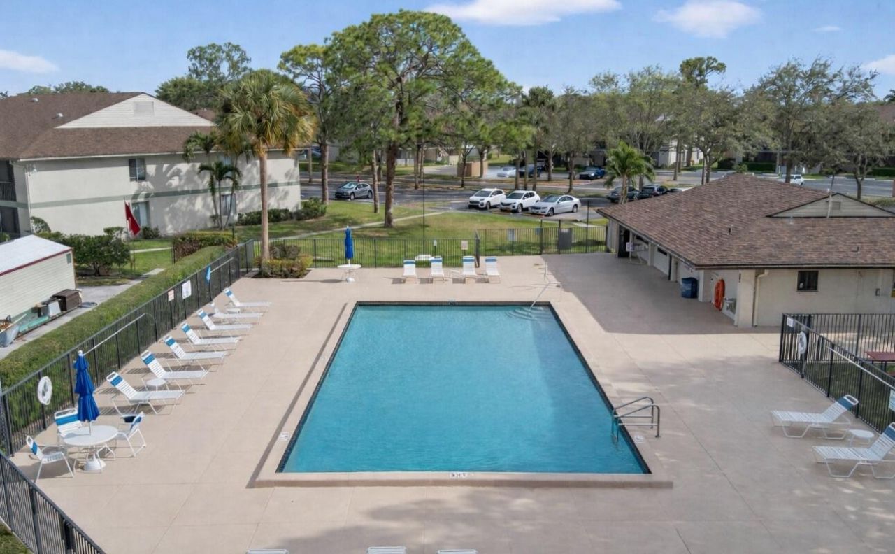 6258 Chasewood Drive, Unit C, Jupiter, FL 33458 Photo