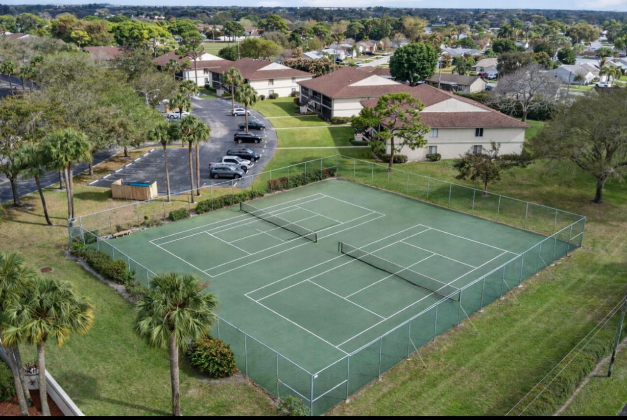 6258 Chasewood Drive, Unit C, Jupiter, FL 33458 Photo
