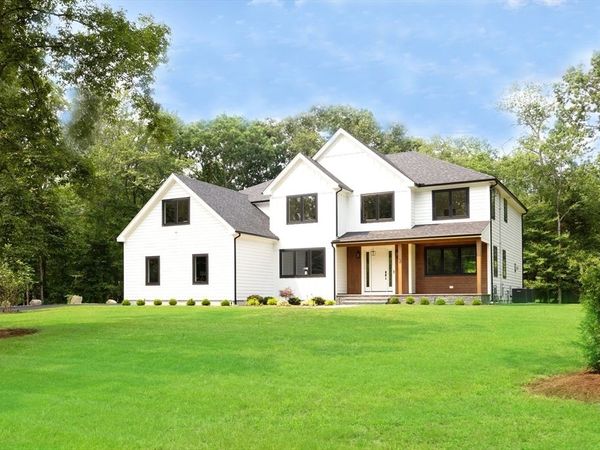 3 Willow St, Sharon, MA 02067