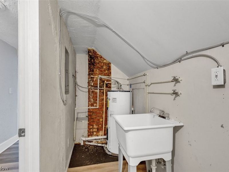 3279 W 44th Street , Cleveland, OH 44109 Photo 17