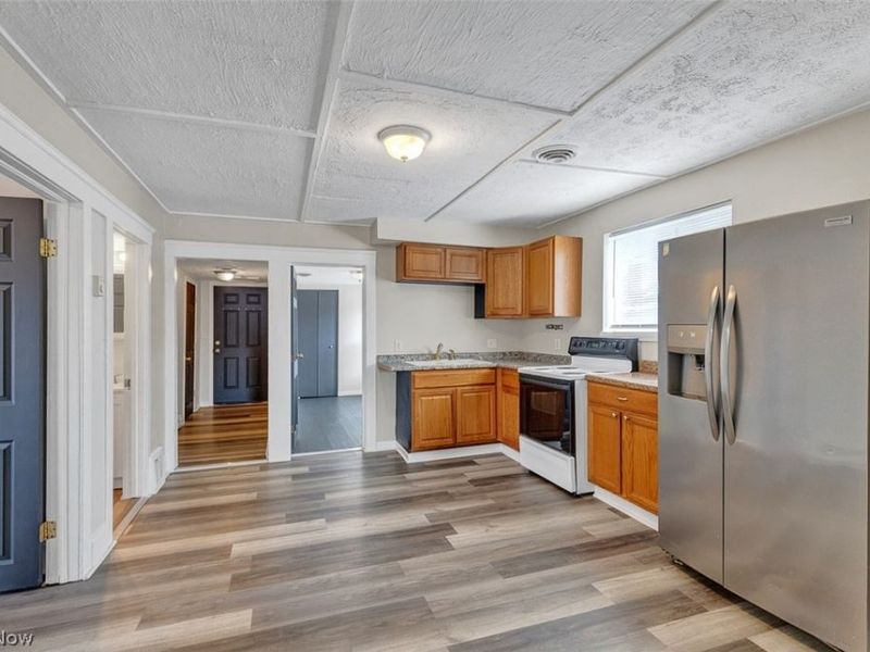 3279 W 44th Street , Cleveland, OH 44109 Photo 3