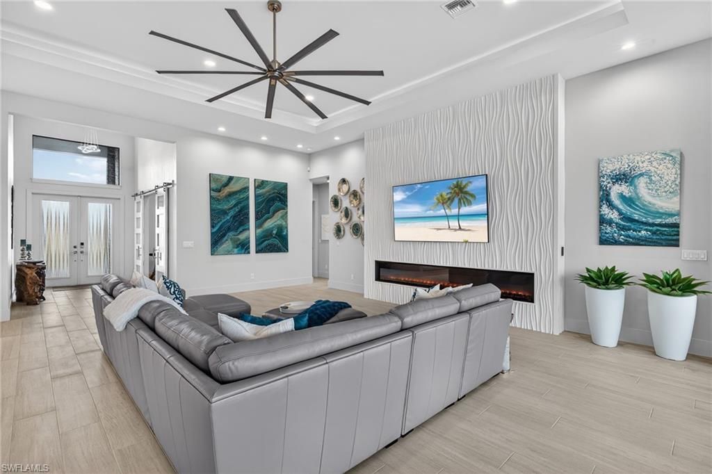 3126 SE 18th Ave , Cape Coral, FL 33904 Photo