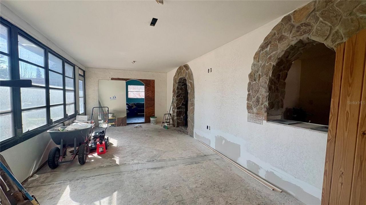 1815 Driftwood Circle S, Oldsmar, FL 34677 Photo