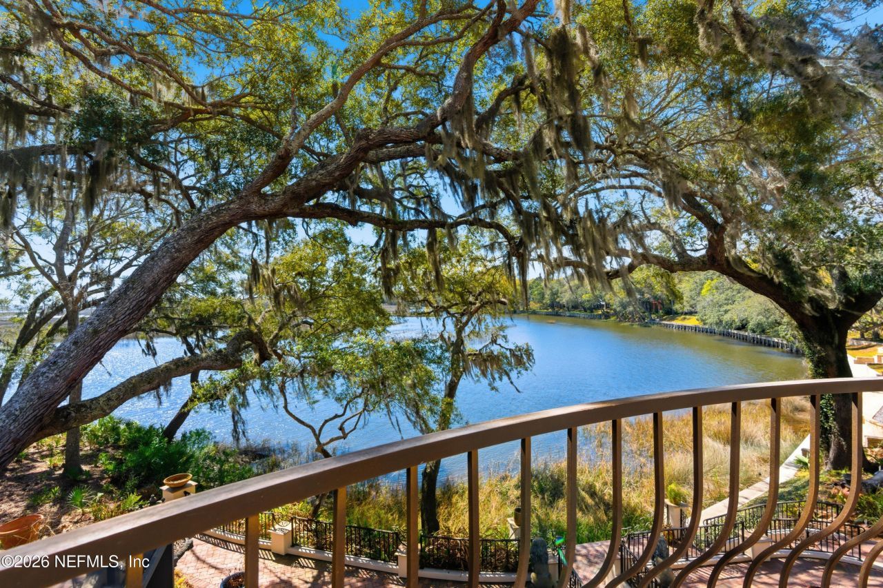 1049 Shipwatch Drive E, Jacksonville, FL 32225 Photo