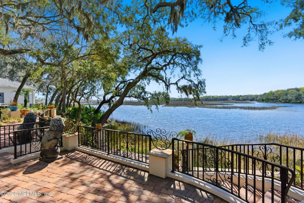 1049 Shipwatch Drive E, Jacksonville, FL 32225 Photo