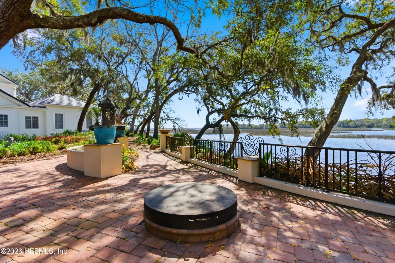 1049 Shipwatch Drive E, Jacksonville, FL 32225 Photo