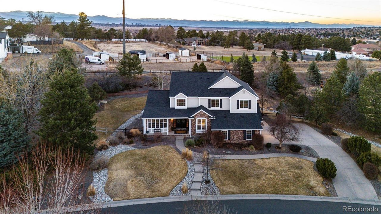 6163 S Ouray Way, Aurora, CO 80016 Main Photo