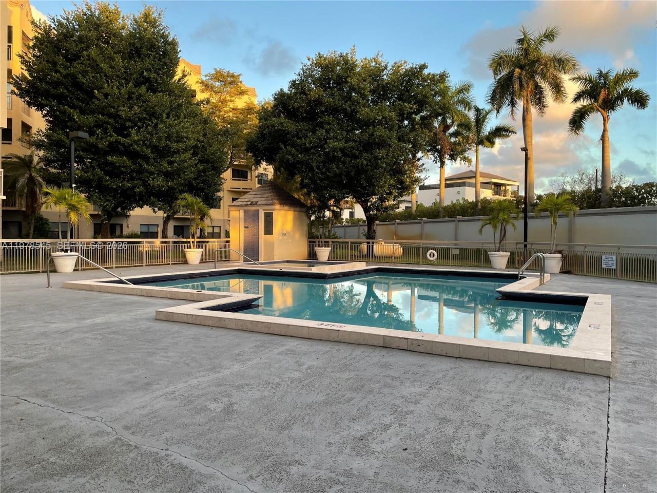 8323 Lake Dr, Unit 108, Doral, FL 33166 Photo