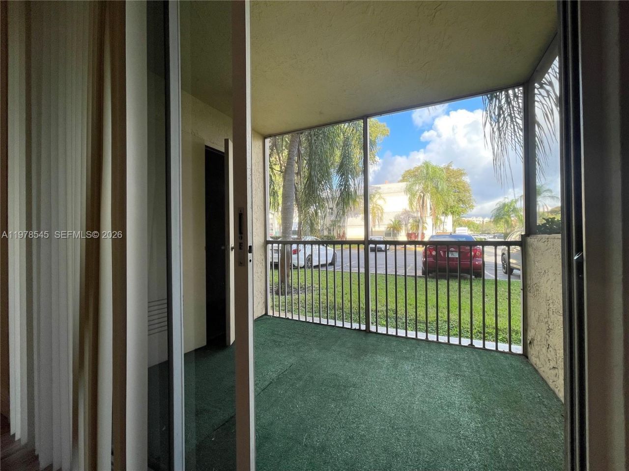 8323 Lake Dr, Unit 108, Doral, FL 33166 Photo