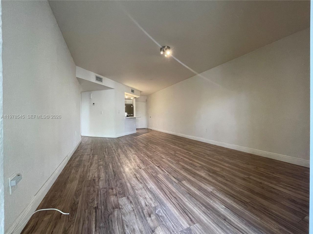 8323 Lake Dr, Unit 108, Doral, FL 33166 Photo