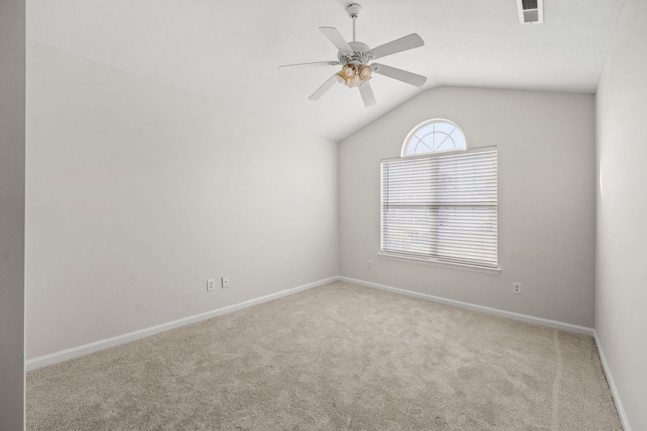 550 Wildflower Trail Photo 24