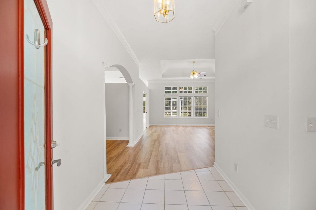 550 Wildflower Trail Photo 4