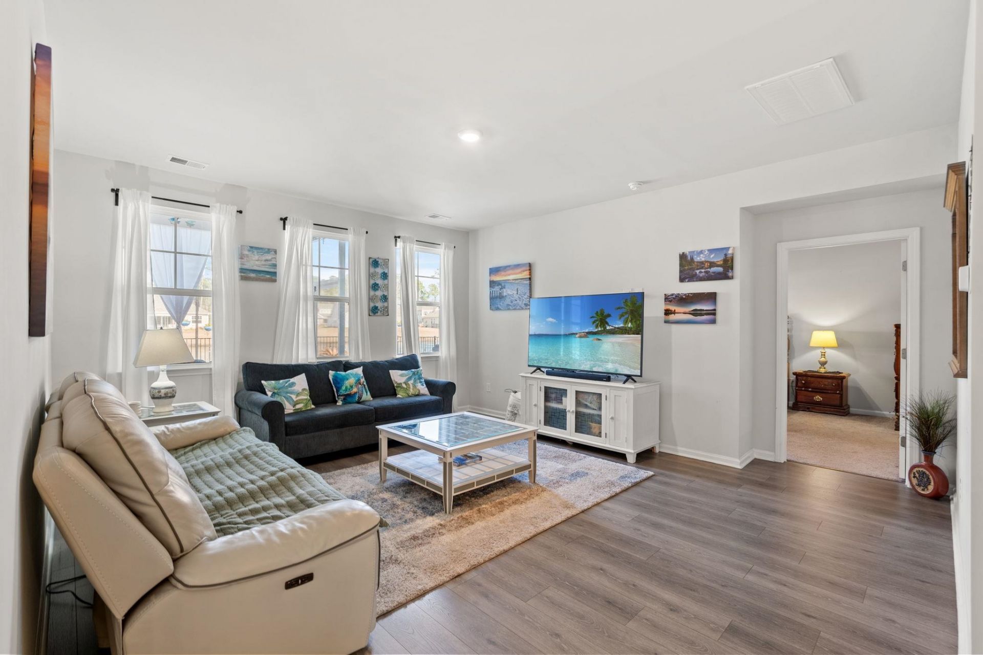 3025 Sutherland Dr. Photo 12