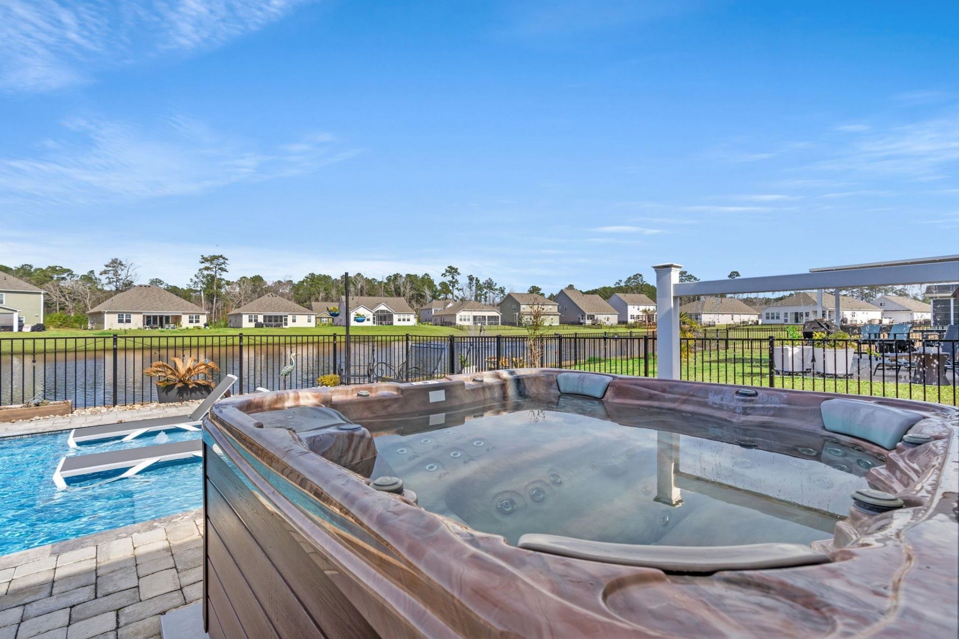 3025 Sutherland Dr. Photo 16