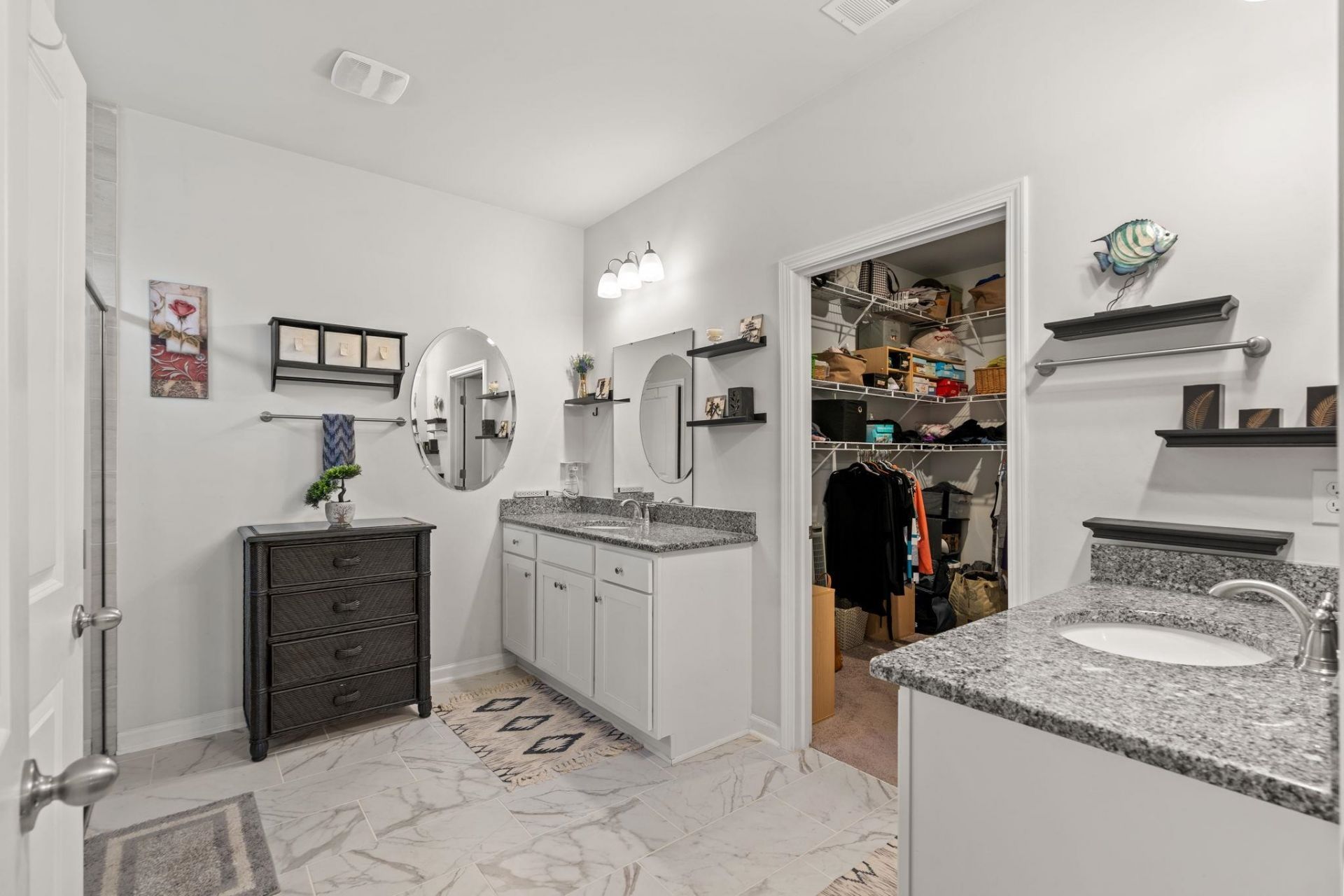 3025 Sutherland Dr. Photo 23