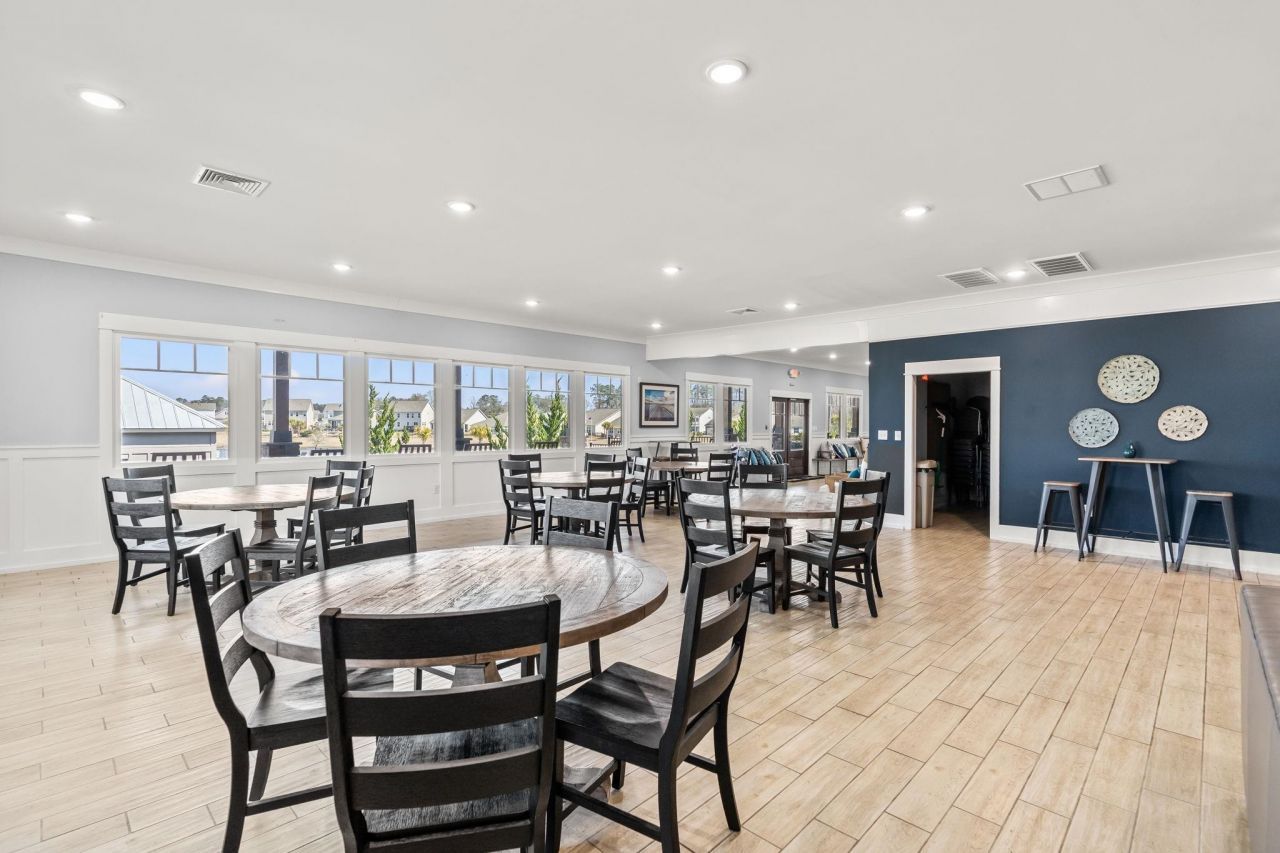 3025 Sutherland Dr. Photo 35