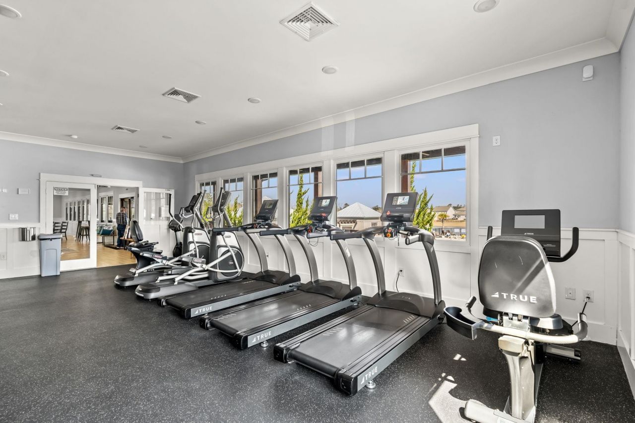 3025 Sutherland Dr. Photo 37