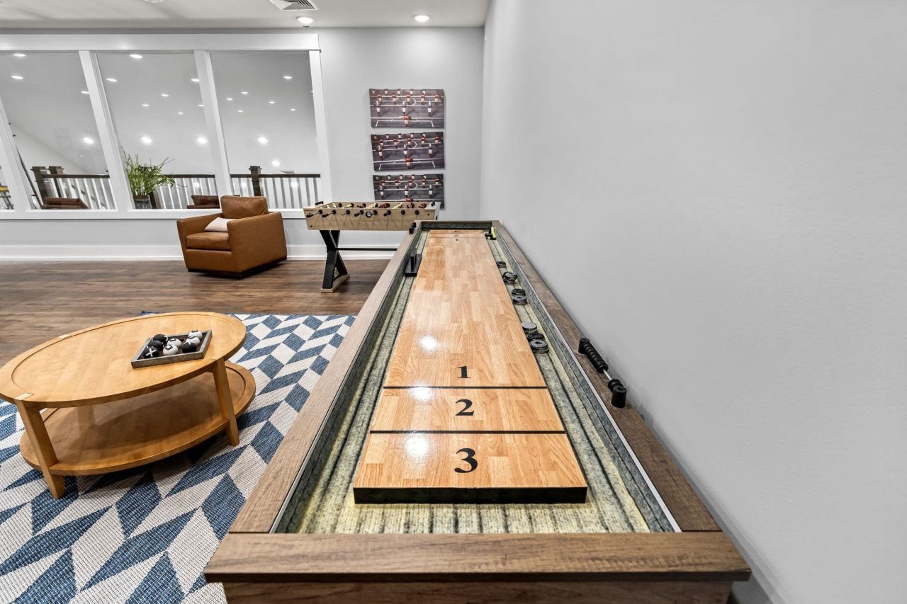 3025 Sutherland Dr. Photo 44