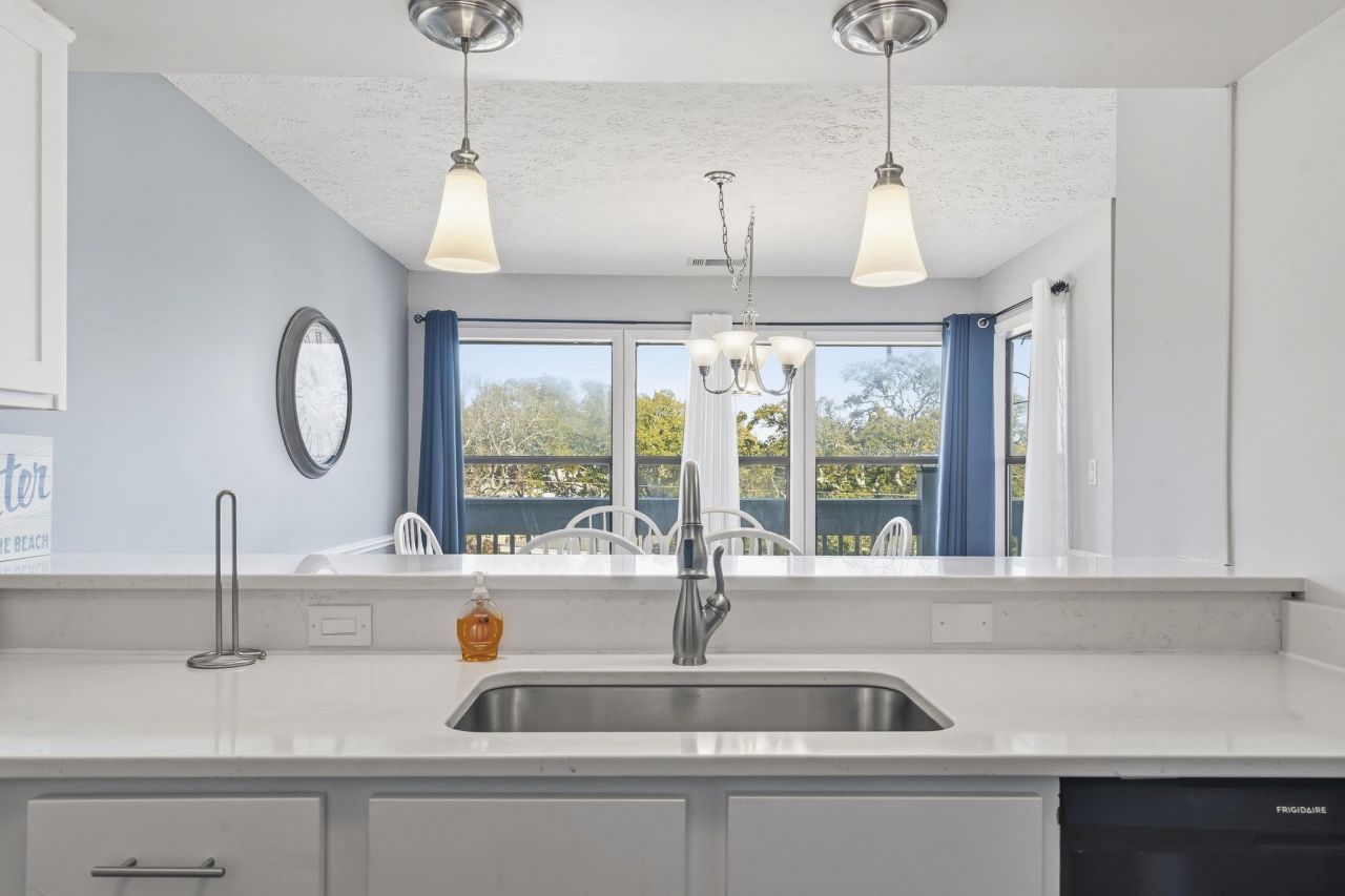 310 5th Ave. N Photo 8