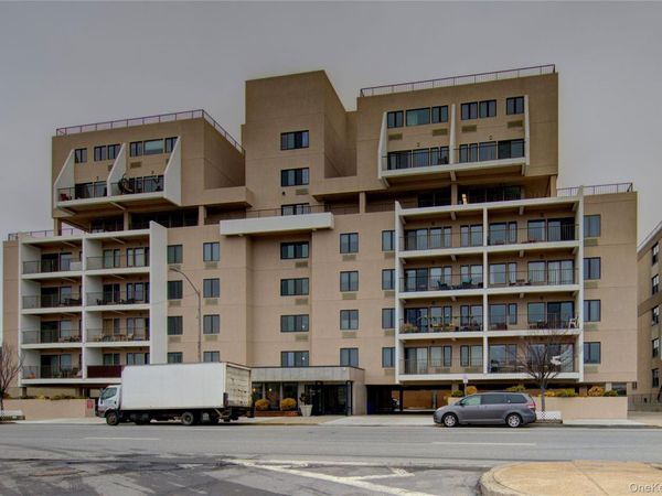 235 W Park Avenue , Unit 403, Long Beach, NY 11561