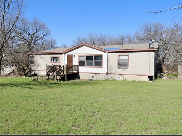 3713 Shady Lane , Joshua, TX 76058
