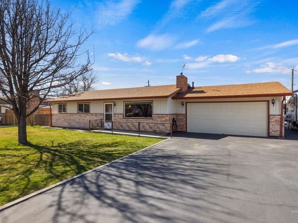 3304 S Illinois Ave, Caldwell, ID 83605
