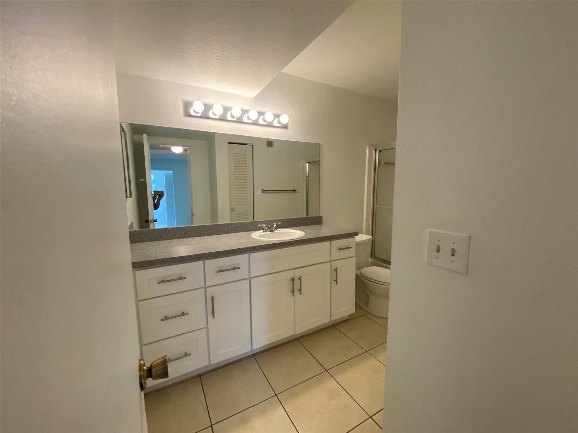 3430 Pine Walk Drive, Unit 824, Margate, FL 33064 Photo