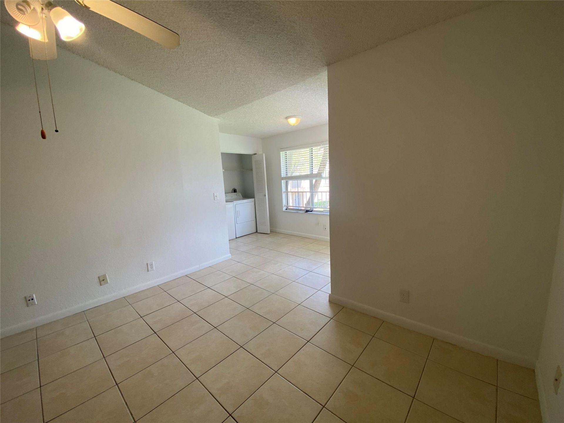 3430 Pine Walk Drive, Unit 824, Margate, FL 33064 Photo